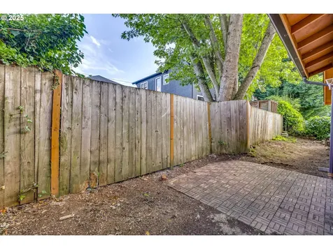 4220 SE Ivon Street Portland OR 97206