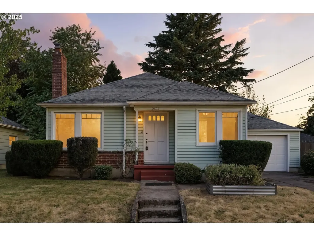 6415 NE 7th Avenue Portland OR 97211