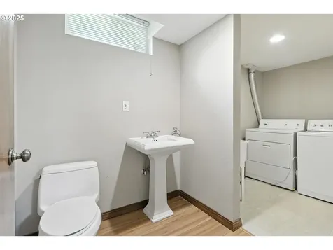 6415 NE 7th Avenue Portland OR 97211