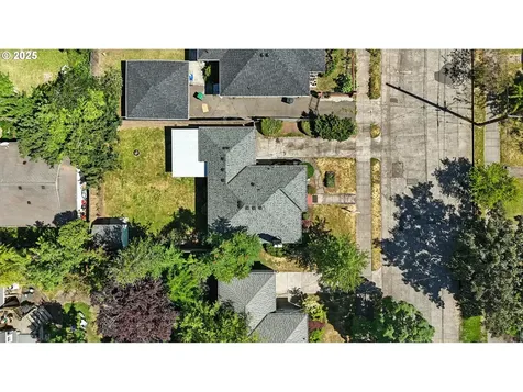 6415 NE 7th Avenue Portland OR 97211