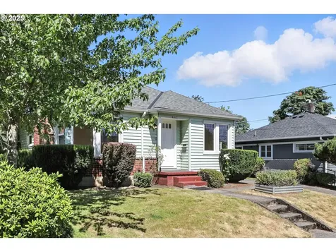 6415 NE 7th Avenue Portland OR 97211