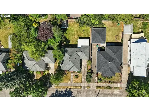 6415 NE 7th Avenue Portland OR 97211