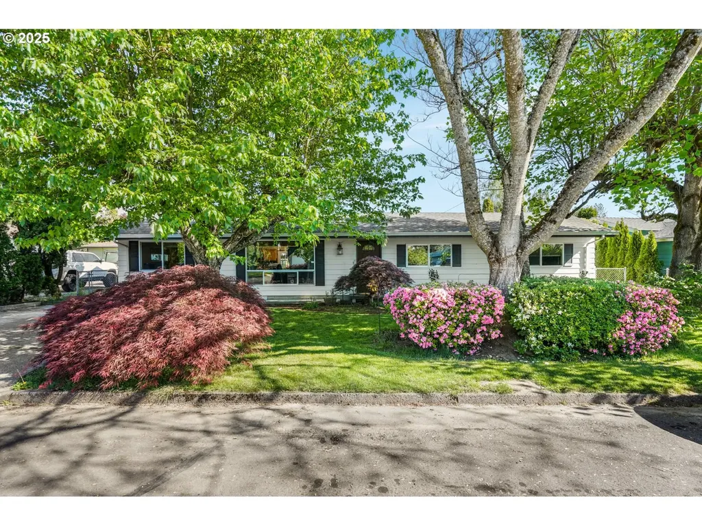 2827 17th Avenue Forest Grove OR 97116
