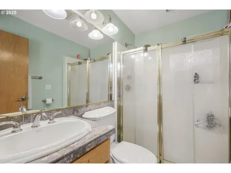 2827 17th Avenue Forest Grove OR 97116