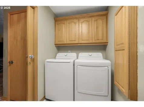 2827 17th Avenue Forest Grove OR 97116