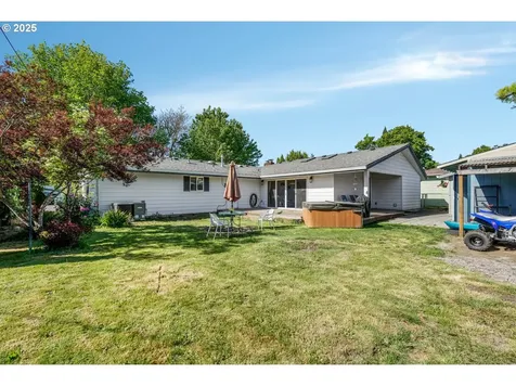 2827 17th Avenue Forest Grove OR 97116