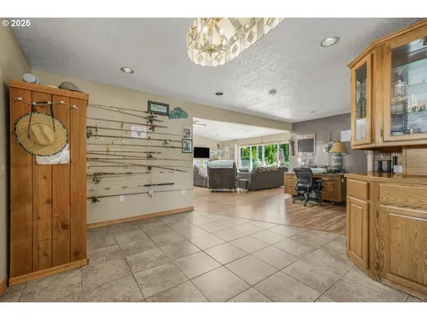 2827 17th Avenue Forest Grove OR 97116