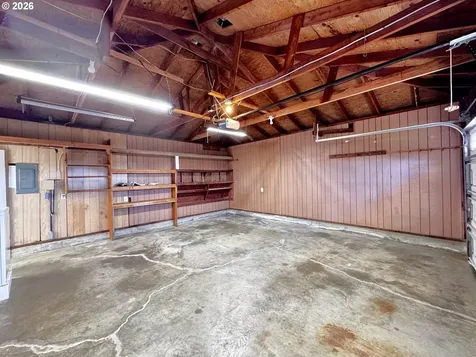 422 Buena Vista Loop Brookings OR 97415