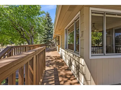 821 Bridge Street Vernonia OR 97064