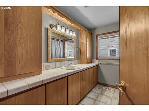 821 Bridge Street Vernonia OR 97064