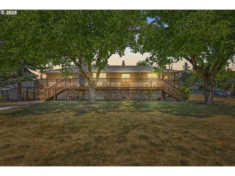 821 Bridge Street Vernonia OR 97064
