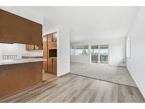 52890 NW 7th Street Scappoose OR 97056