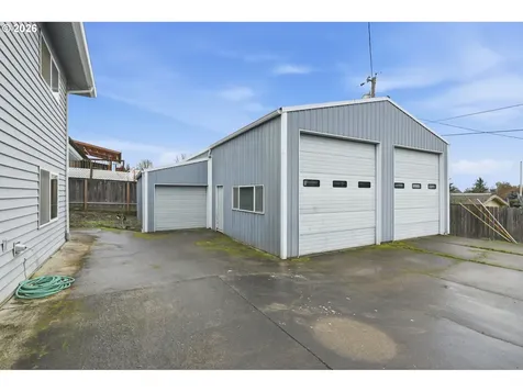 52890 NW 7th Street Scappoose OR 97056