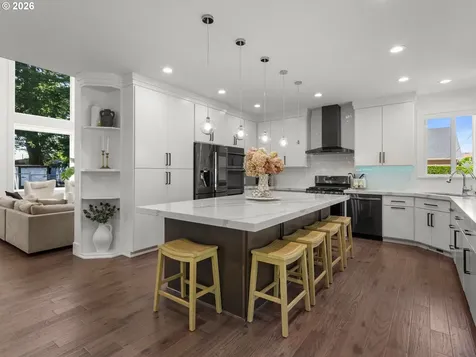 483 SW Cherry Park Road Troutdale OR 97060