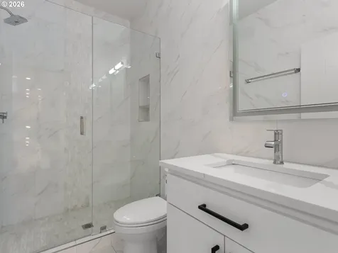 483 SW Cherry Park Road Troutdale OR 97060