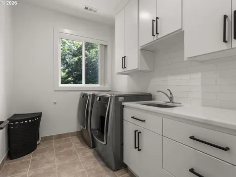 483 SW Cherry Park Road Troutdale OR 97060