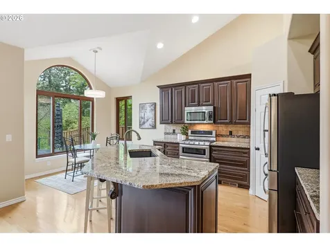 17900 SW Frederick Lane Sherwood OR 97140