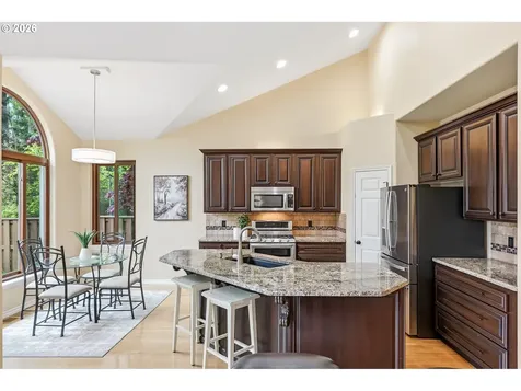 17900 SW Frederick Lane Sherwood OR 97140