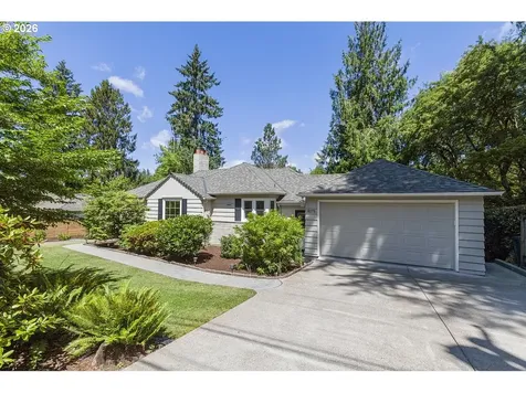8175 SW Fairway Drive Portland OR 97225