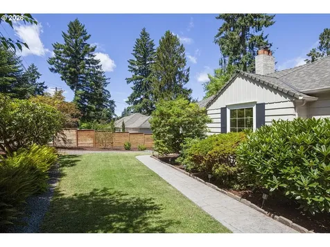 8175 SW Fairway Drive Portland OR 97225