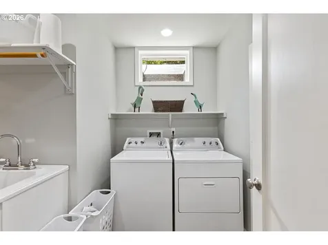 8175 SW Fairway Drive Portland OR 97225
