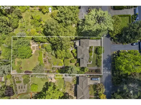 8175 SW Fairway Drive Portland OR 97225
