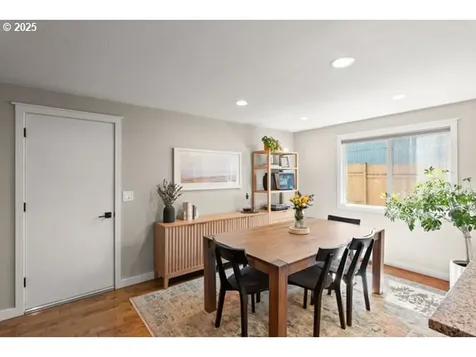 2525 SW 200th Court Beaverton OR 97003