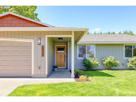 2525 SW 200th Court Beaverton OR 97003