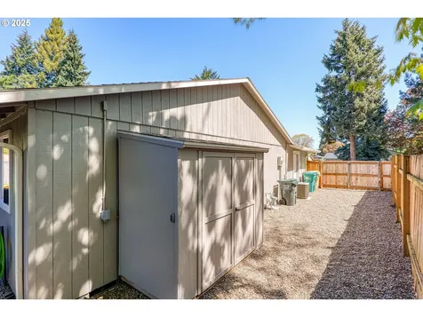 2525 SW 200th Court Beaverton OR 97003