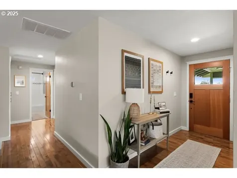 2525 SW 200th Court Beaverton OR 97003