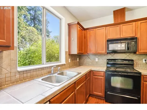 2651 NE 88th Place Vancouver WA 98662