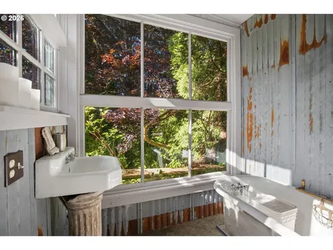 91755 Lewis And Clark Road Astoria OR 97103