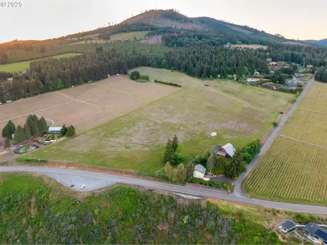 11 Wess Road Underwood WA 98651