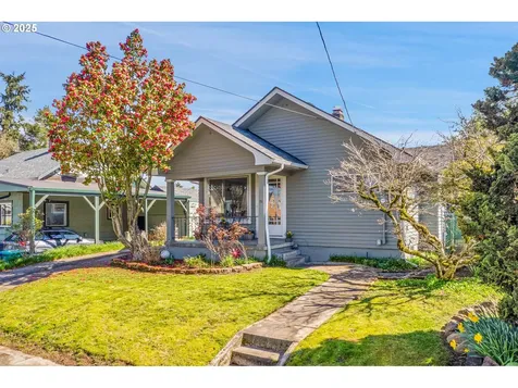 6334 N Omaha Avenue Portland OR 97217