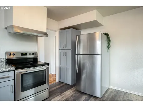 734 NE 120th Avenue Portland OR 97220