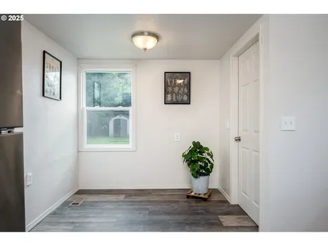 734 NE 120th Avenue Portland OR 97220