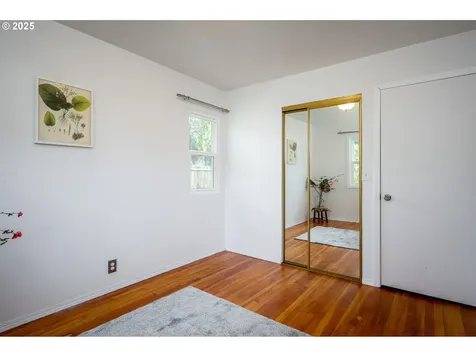 734 NE 120th Avenue Portland OR 97220