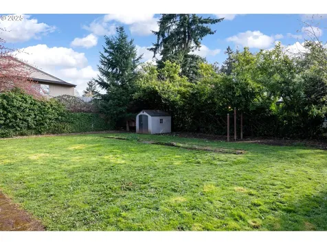 734 NE 120th Avenue Portland OR 97220