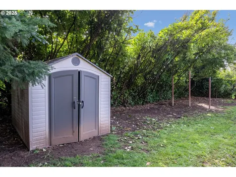 734 NE 120th Avenue Portland OR 97220