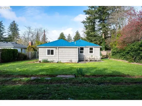 734 NE 120th Avenue Portland OR 97220