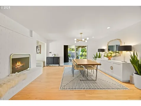 6585 SW 89th Place Portland OR 97223