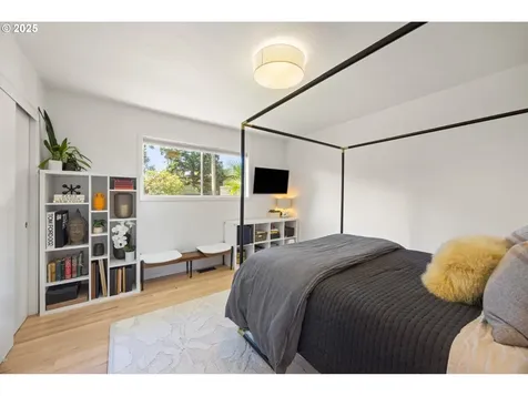 6585 SW 89th Place Portland OR 97223