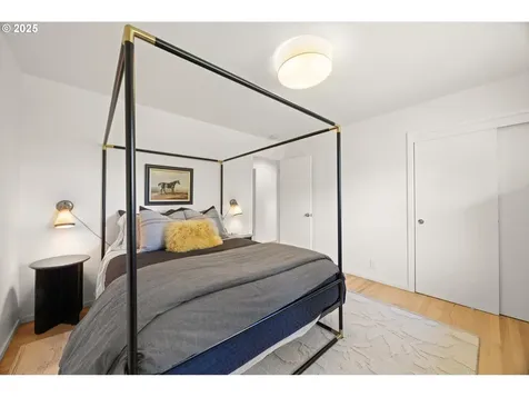6585 SW 89th Place Portland OR 97223