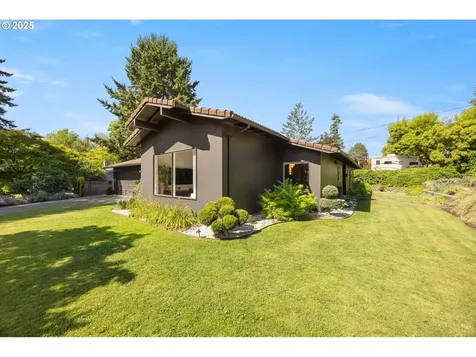 6585 SW 89th Place Portland OR 97223