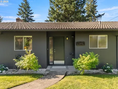 6585 SW 89th Place Portland OR 97223