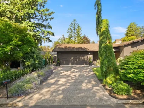 6585 SW 89th Place Portland OR 97223
