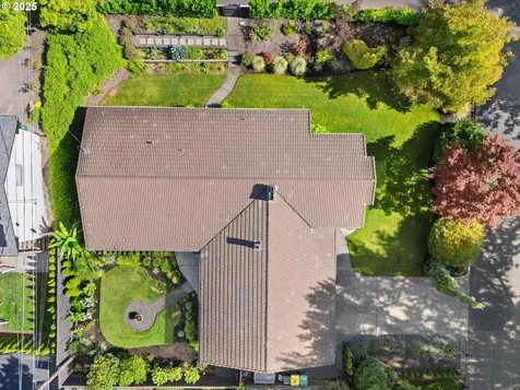 6585 SW 89th Place Portland OR 97223