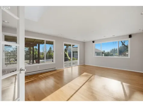 10241 NW 195th Avenue Hillsboro OR 97124