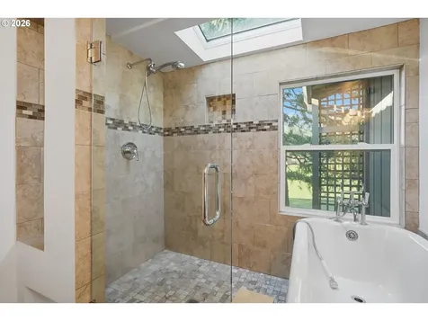 10241 NW 195th Avenue Hillsboro OR 97124