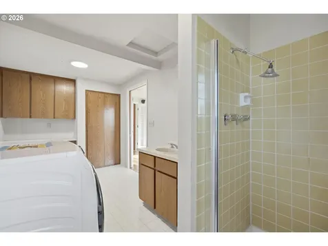 10241 NW 195th Avenue Hillsboro OR 97124